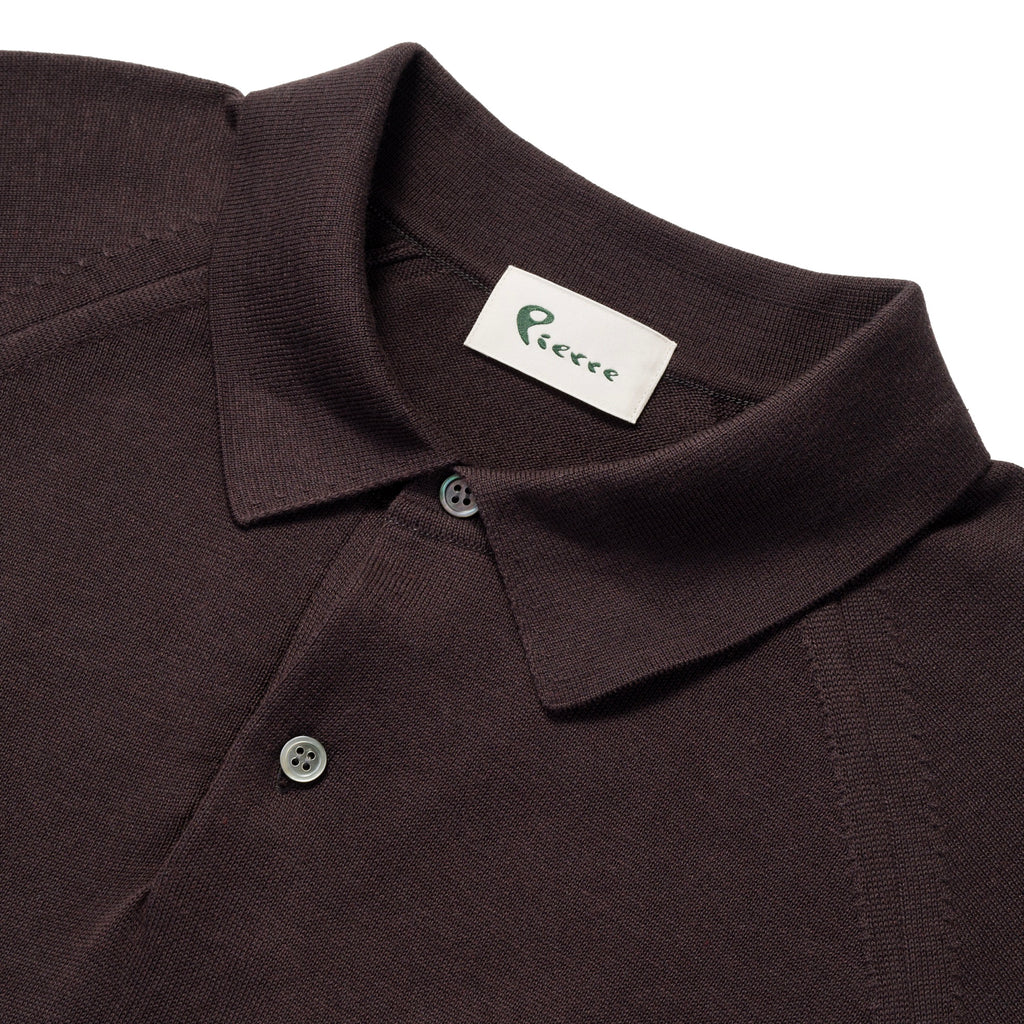Short Sleeve Knit Polo in Brown, collar