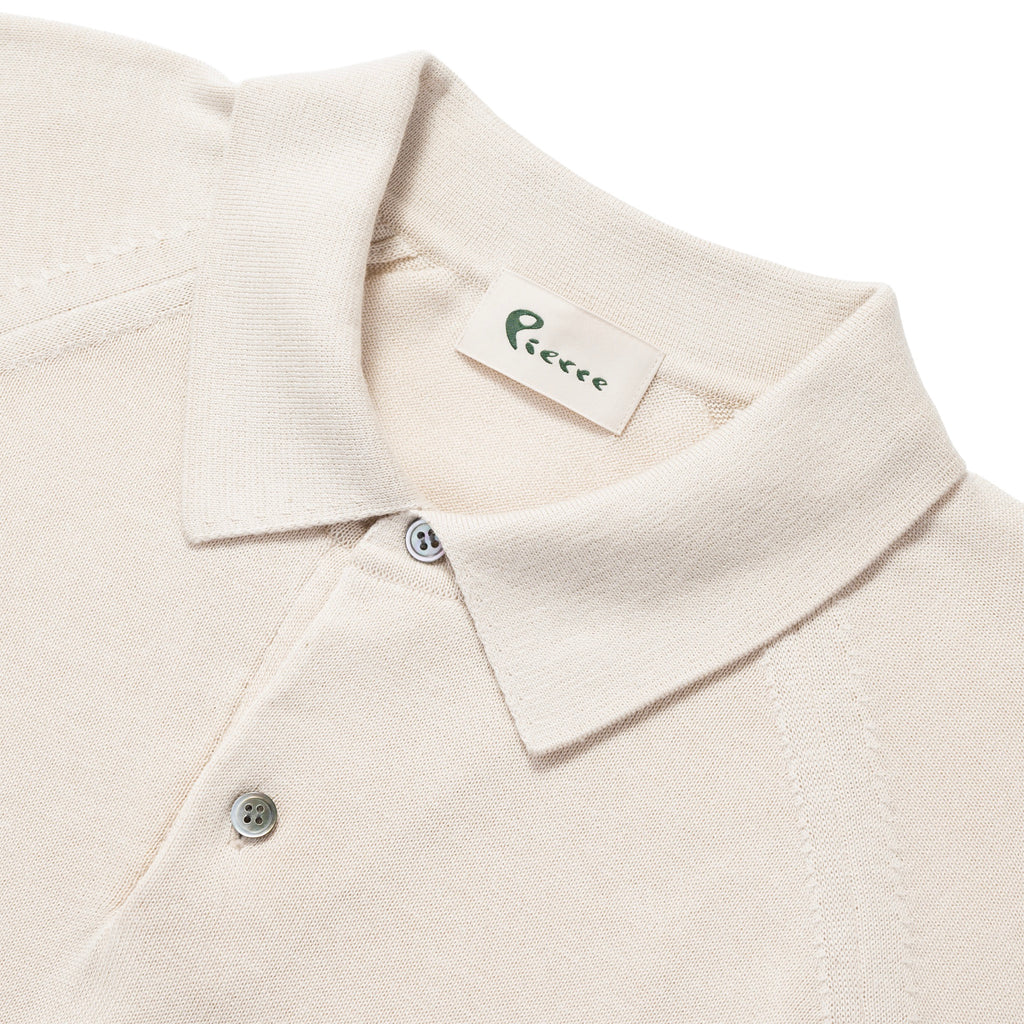 Short Sleeve Knit Polo in Cream, collar